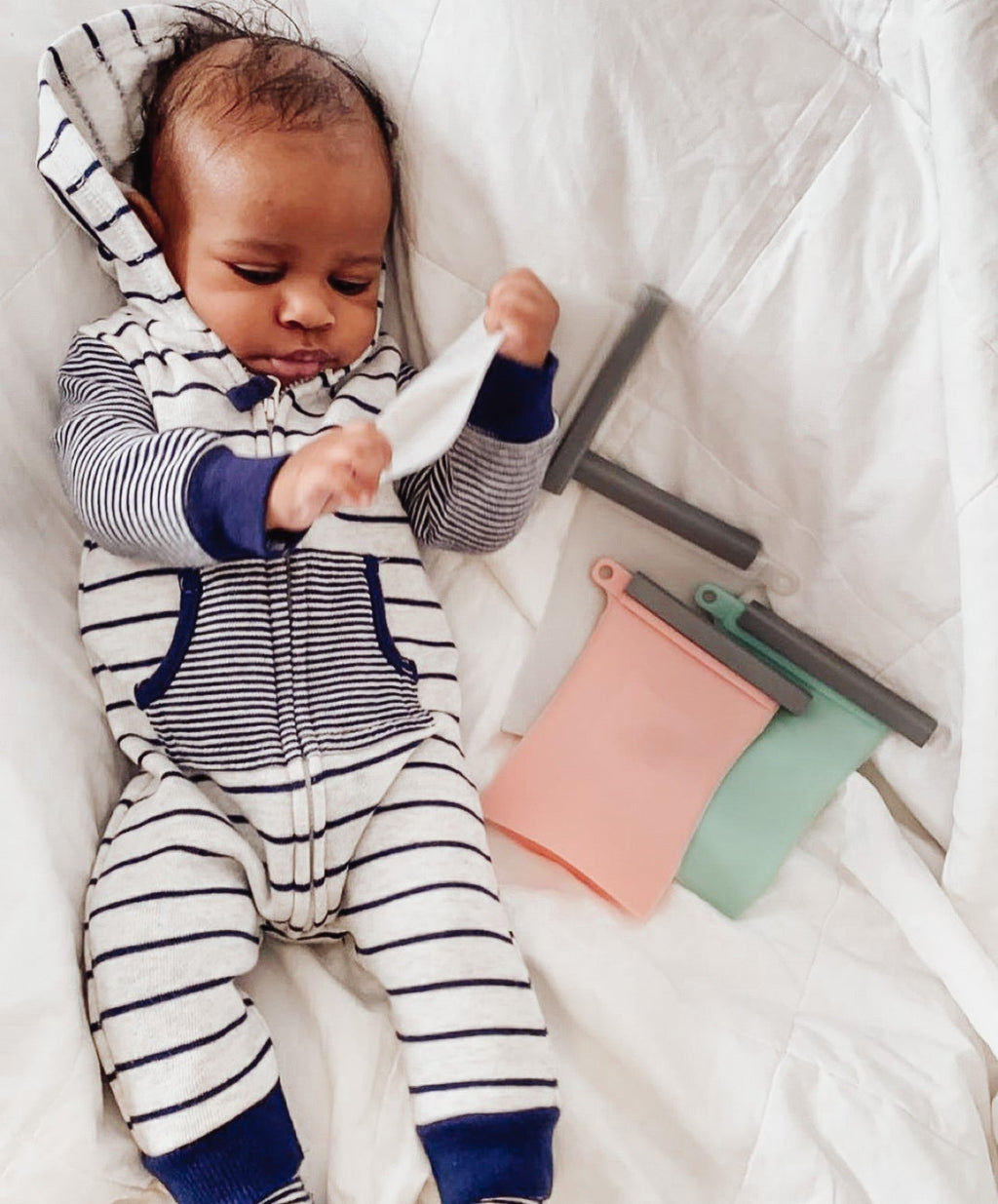 Junobie Infant/Toddler Milk & Snack Storage Bags 4-Pack Bundle