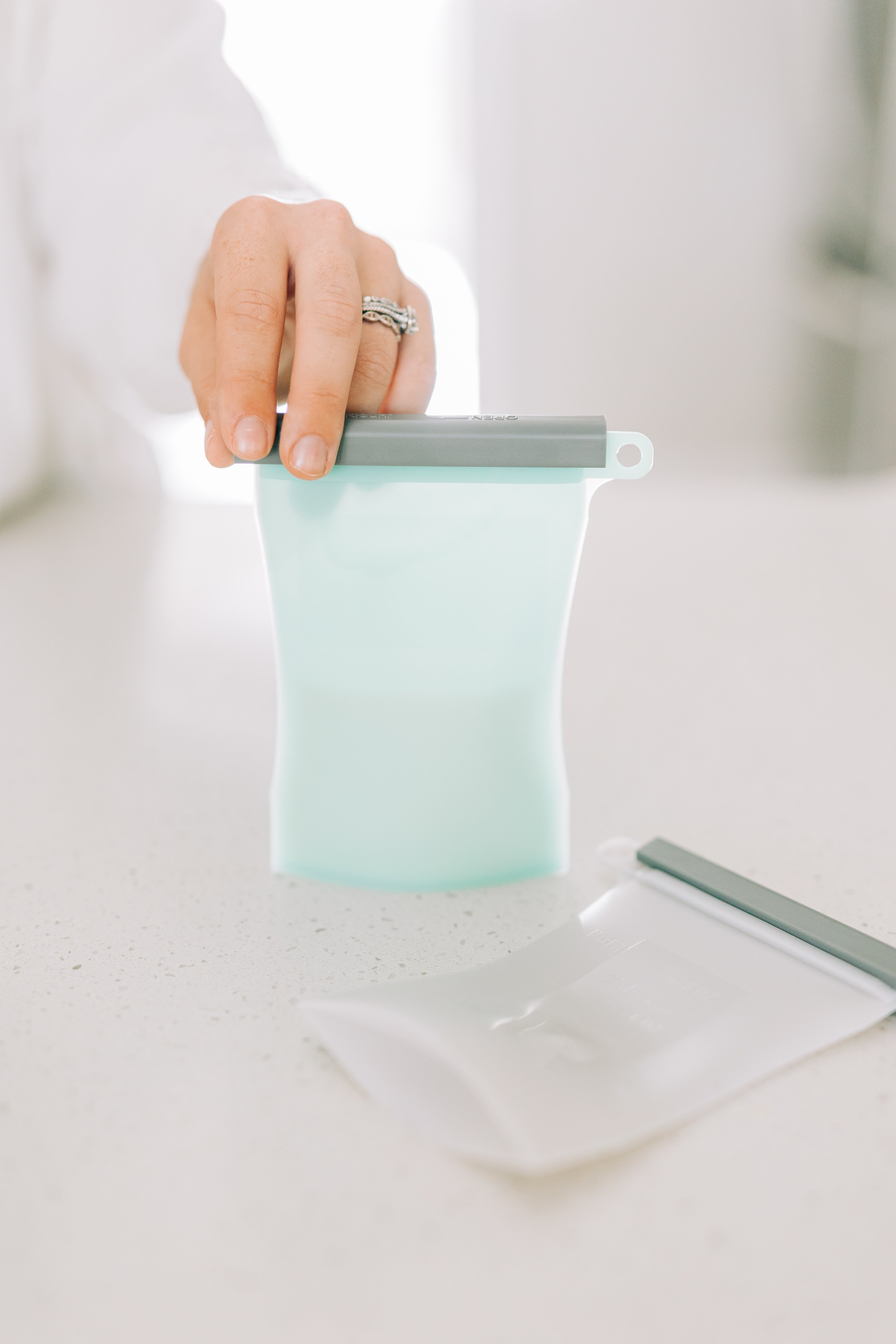 Junobie Infant/Toddler Milk & Snack Storage Bags 4-Pack Bundle